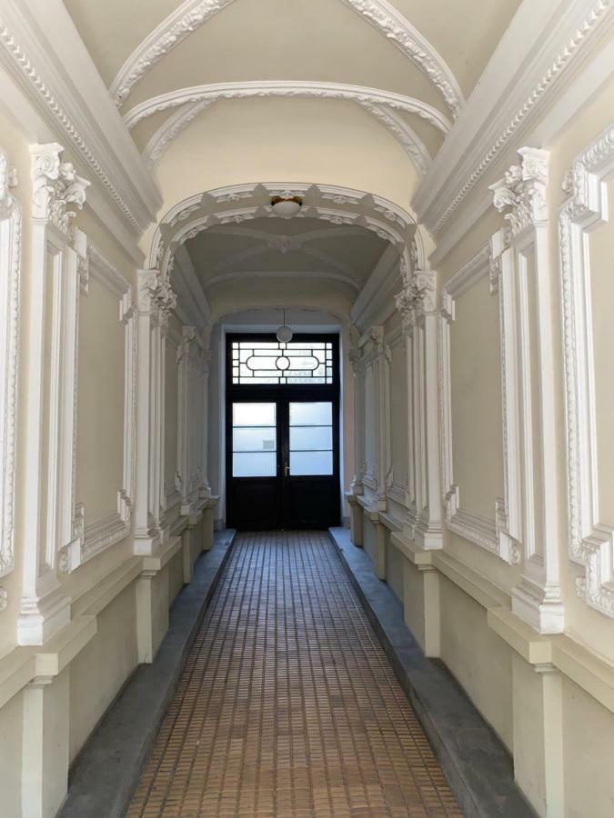Designappartement Vienna Paintings Exteriör bild